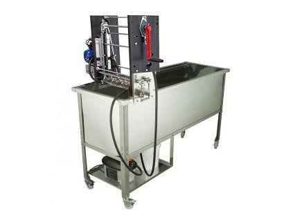 Odvickovaci zarizeni Lyson s rucnim podavacem
